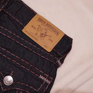 True Religion | Faded Black Straight Jeans